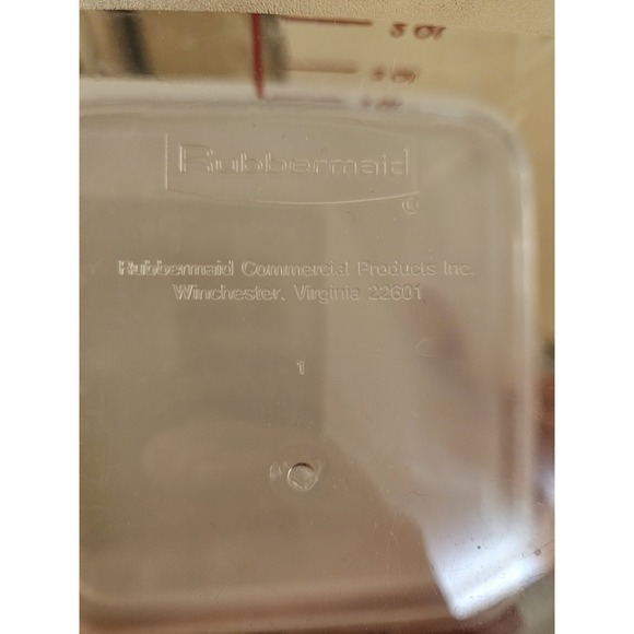 Rubbermaid Commercial Set Of 3 Food Storage Containers With Lids - Picture 3 of 5